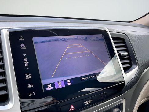 Used 2017 Honda Pilot EX-L image 13