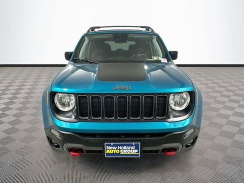 Used 2022 Jeep Renegade Trailhawk w/ Sun/Sound Group AWD/4WD image 3