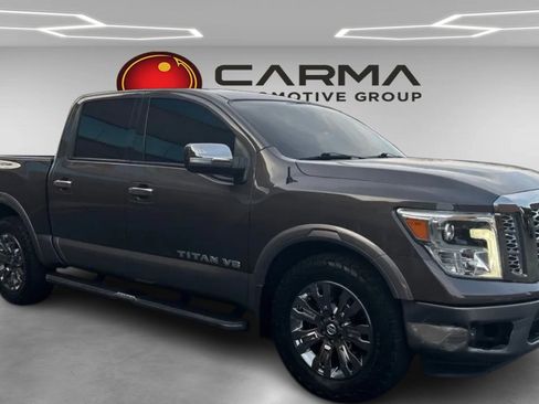 Used 2019 Nissan Titan Platinum Reserve image 7