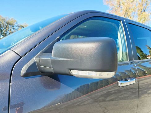 Used 2018 RAM 1500 Big Horn image 9