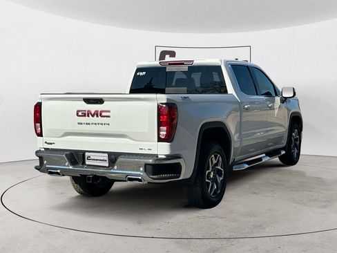 Used 2026 GMC Sierra 1500 SLE w/ X31 Off-Road Package AWD/4WD image 5