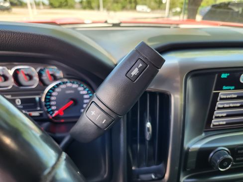 Used 2018 Chevrolet Silverado 1500 LT w/ All Star Edition AWD/4WD image 24