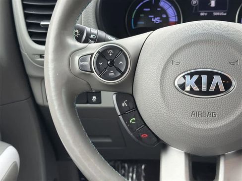 Used 2017 Kia Soul EV-e image 13