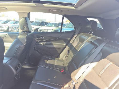Used 2024 Chevrolet Equinox Premier AWD/4WD image 33