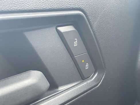 New 2025 Chevrolet Colorado W/T w/ WT Custom Package image 25