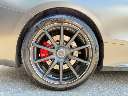 Used 2015 Mercedes-Benz S 63 AMG 4MATIC Coupe image 30
