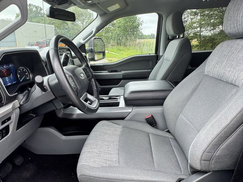 Used 2022 Ford F150 XLT w/ Equipment Group 302A High AWD/4WD image 13