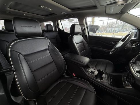 Used 2022 GMC Acadia Denali w/ Denali Ultimate Package FWD image 40