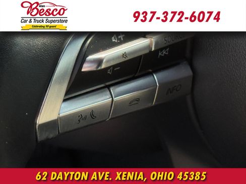 Used 2019 MAZDA MAZDA3 Hatchback w/ Preferred Package FWD image 12