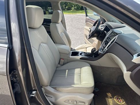Used 2015 Cadillac SRX Premium AWD/4WD image 18