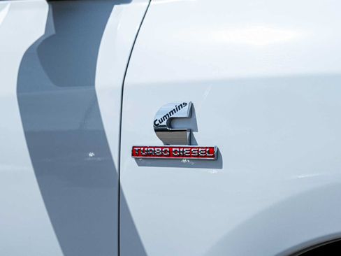 Used 2022 RAM 2500 Big Horn AWD/4WD image 7