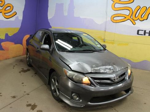 Used 2013 Toyota Corolla S FWD image 4