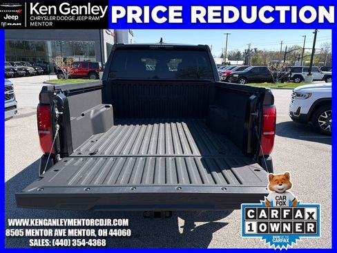 Used 2024 Toyota Tacoma SR AWD/4WD image 21