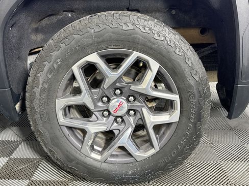 Used 2022 GMC Sierra 1500 SLT image 36