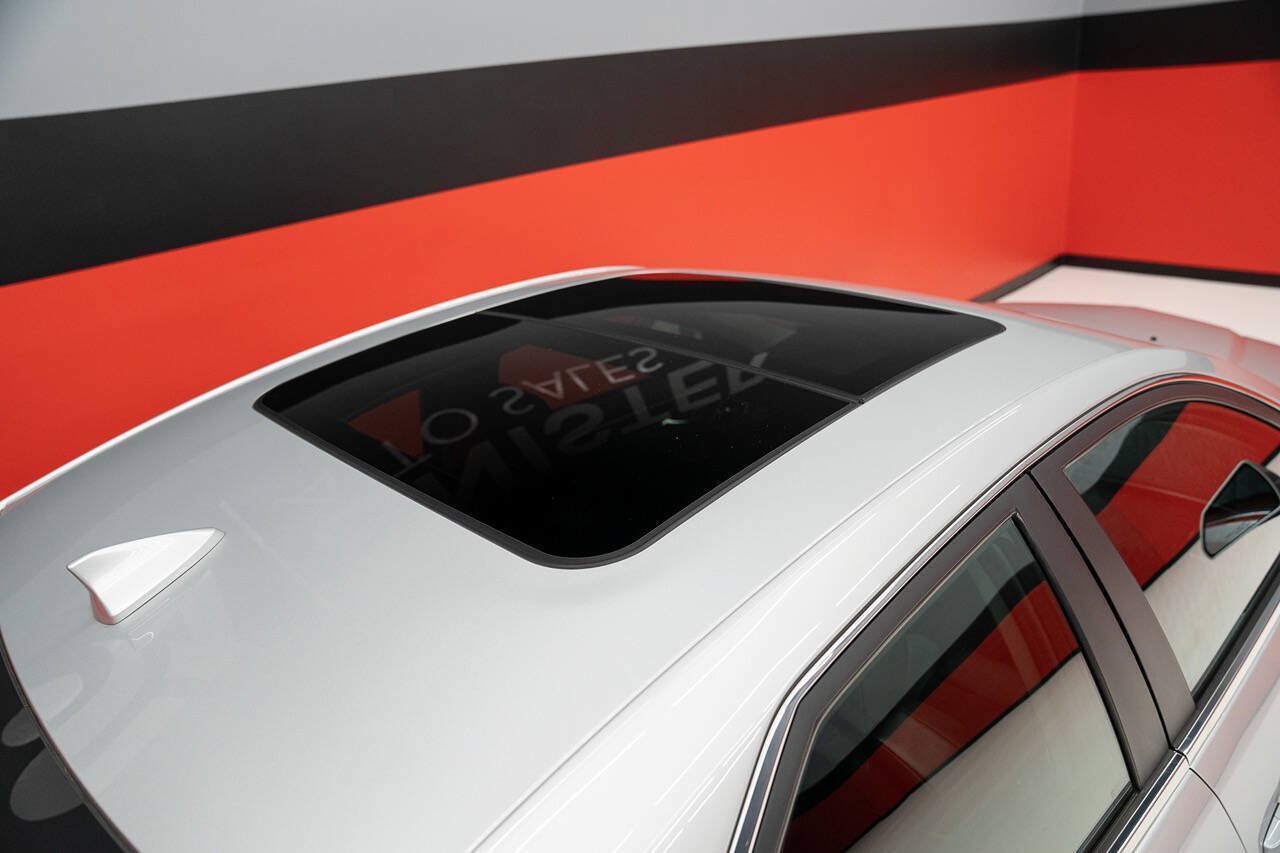 Used 2010 Cadillac CTS V RWD image 56