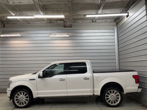 Used 2018 Ford F150 Limited w/ Trailer Tow Package image 8