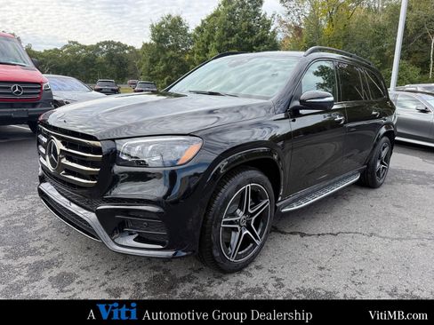 New 2026 Mercedes-Benz GLS 450 4MATIC image 4