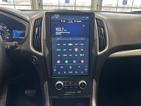 Used 2023 Ford Edge SEL w/ Convenience Package image 3