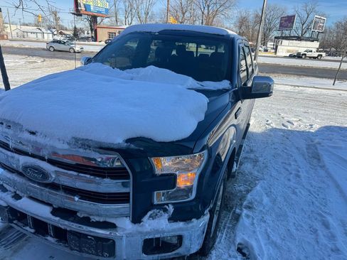 Used 2015 Ford F150 Lariat image 2