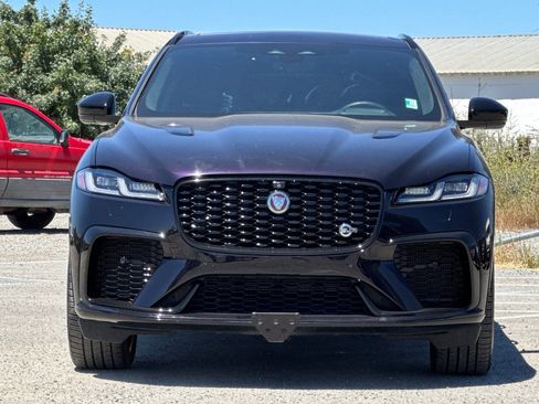 Used 2023 Jaguar F-PACE SVR AWD/4WD image 10