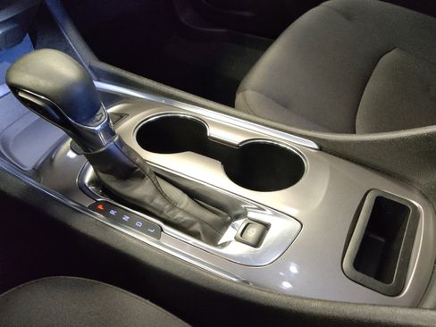 Used 2022 Chevrolet Malibu LT FWD image 26