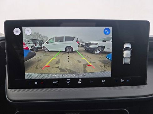 New 2026 Ford Maverick XL image 13