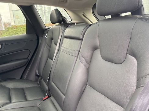 Used 2019 Volvo XC60 T6 Inscription image 31