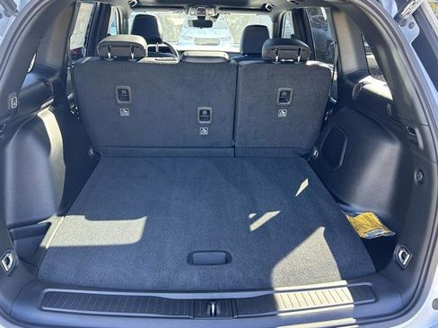 New 2025 Jeep Grand Cherokee Limited image 8