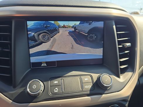 Used 2023 GMC Acadia Denali AWD/4WD image 28