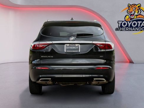 Used 2024 Buick Enclave Essence w/ Sport Touring Edition FWD image 6