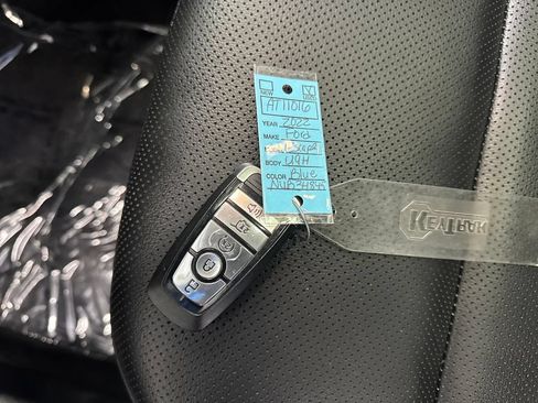 Used 2022 Ford Escape SEL w/ Technology Package AWD/4WD image 32