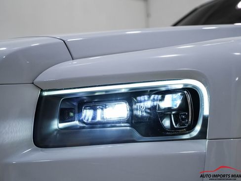 Used 2022 Rolls-Royce Cullinan image 39