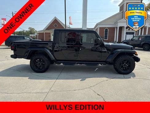 Used 2022 Jeep Gladiator Sport AWD/4WD image 4