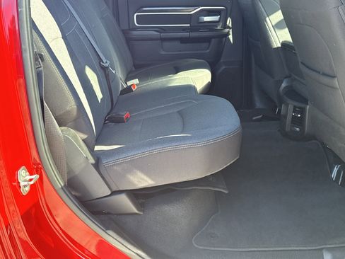 Used 2024 RAM 2500 Big Horn w/ Sport Appearance Package image 13