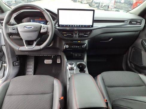 Used 2024 Ford Escape ST-Line w/ Tech Pack #1 AWD/4WD image 12