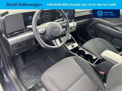 Used 2025 Hyundai Kona SEL image 13
