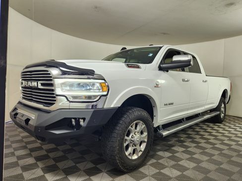 Used 2020 RAM 3500 Laramie image 3