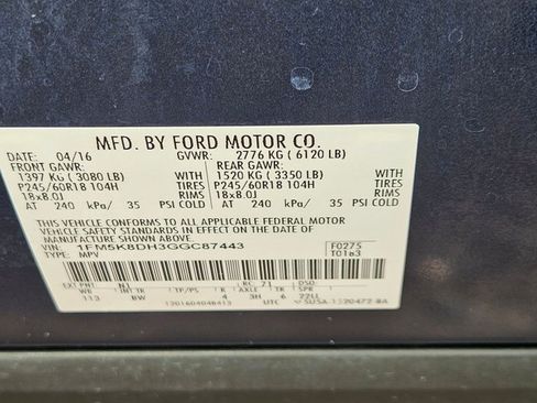 Used 2016 Ford Explorer XLT w/ Equipment Group 202A AWD/4WD image 24