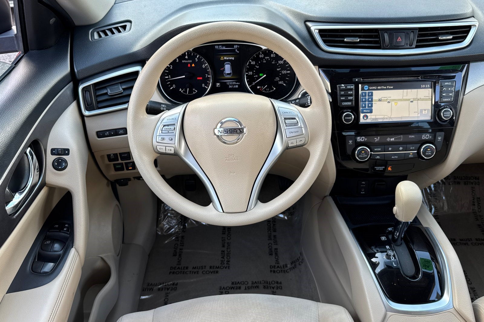 Used 2015 Nissan Rogue SV w/ SV Premium Package FWD image 31