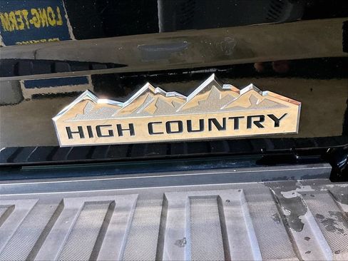 Used 2016 Chevrolet Silverado 1500 High Country AWD/4WD image 29