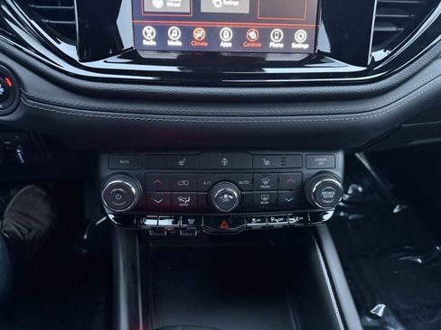 Used 2022 Dodge Durango GT image 30