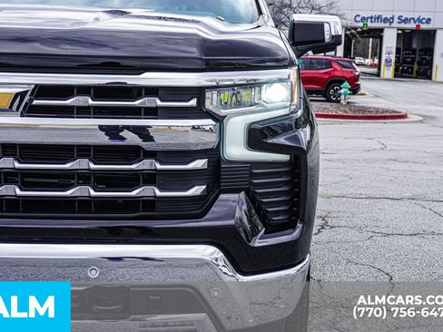 Used 2025 Chevrolet Silverado 1500 LTZ w/ LTZ Premium Package image 19