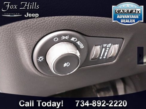 New 2023 Jeep Compass Latitude w/ Convenience Group image 8