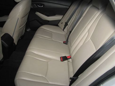 Used 2023 Honda Accord EX image 12