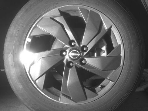 Used 2025 Nissan Rogue SV image 13