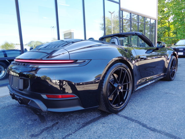 Used 2026 Porsche 911 Carrera 4 GTS AWD/4WD image 5