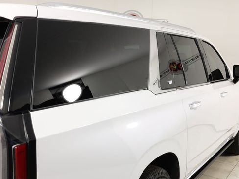 Used 2022 Cadillac Escalade ESV Premium Luxury w/ Performance Package image 45