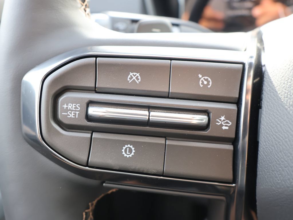 New 2027 GMC Terrain AT4 w/ Convenience Package III AWD/4WD image 16