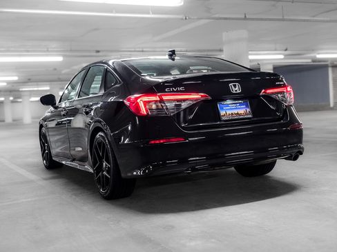 Used 2024 Honda Civic Sport image 5