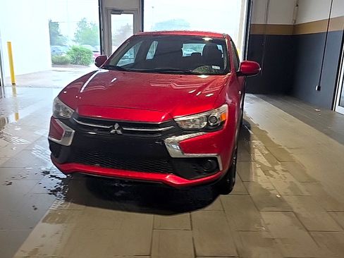Used 2018 Mitsubishi Outlander Sport ES AWD/4WD image 2